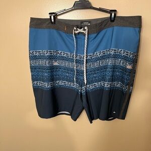 Quicksilver Waterman Mens Board short Swim Trunks Sz 40 EUC